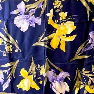 Gorgeous Oscar de la Renta 100% silk floral orchid scarf, 34 inches by 34 inches